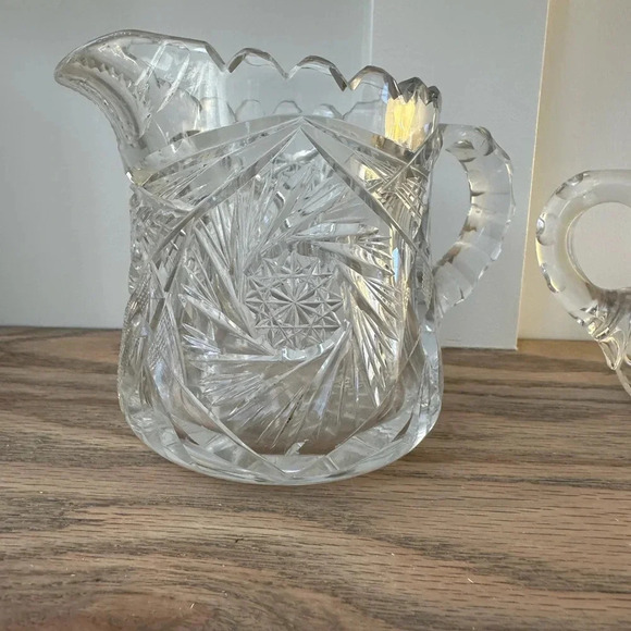 Vintage Heavy Cut Crystal Cream and Sugar
Set elegant dining entertainment - Picture 3 of 4